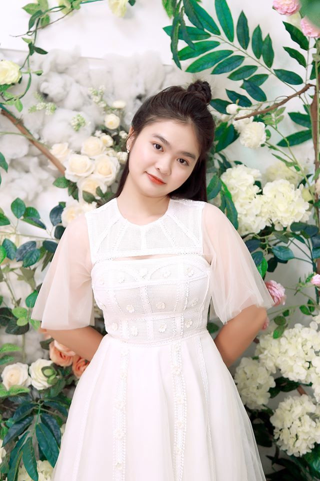 Không chỉ tài năng mà nhan sắc của Thiện Nhân cũng ra dáng thiếu nữ với vẻ đẹp rạng rỡ, trẻ trung và tươi tắn.
