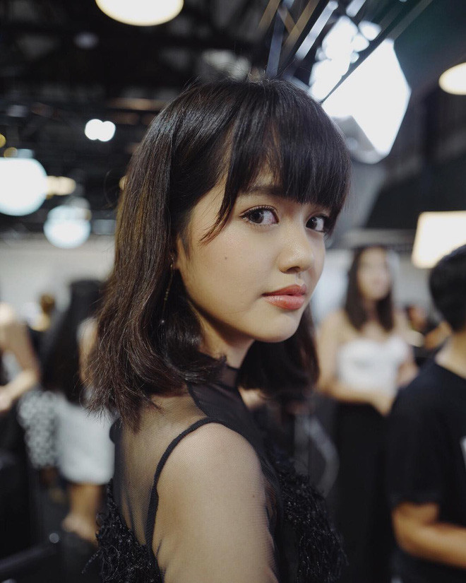 Cô chia sẻ cảm xúc hào hứng khi được lặn ngắm san hô, leo núi, xuống sông bắt cá hay khám phá ẩm thực địa phương.