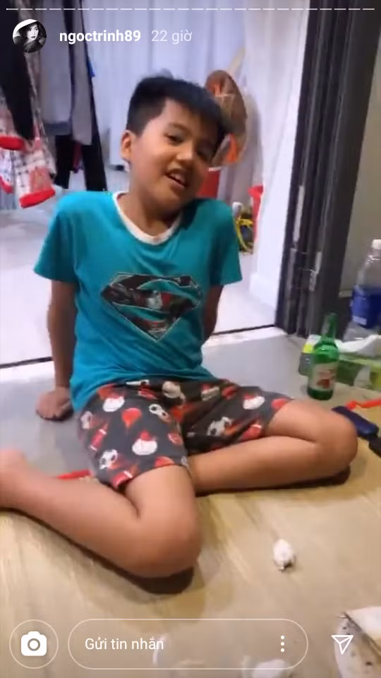 Bi nhom ngo chuyen cho chau nho ngoi nhau cung, Ngoc Trinh noi gi?