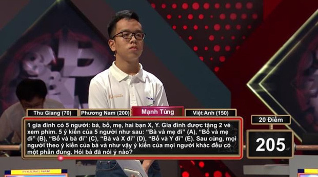 Câu hỏi này có nội dung nhiều chi tiết và khá dài, tuy nhiên theo câu trả lời của được MC Ngọc Huy lý giải rất đơn giản: Bà nói thì chắc chắn là bà muốn đi, ngoài ra bà cũng cần một người đèo bà cùng đi nữa. Như vậy đáp án C là đáp án chính xác.