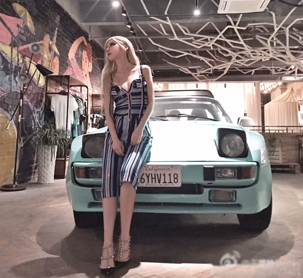 Vu Văn Tĩnh, nickname Shirley là hot girl Trung Quốc đang nổi tiếng trên mạng xã hội với hàng trăm nghìn người theo dõi.