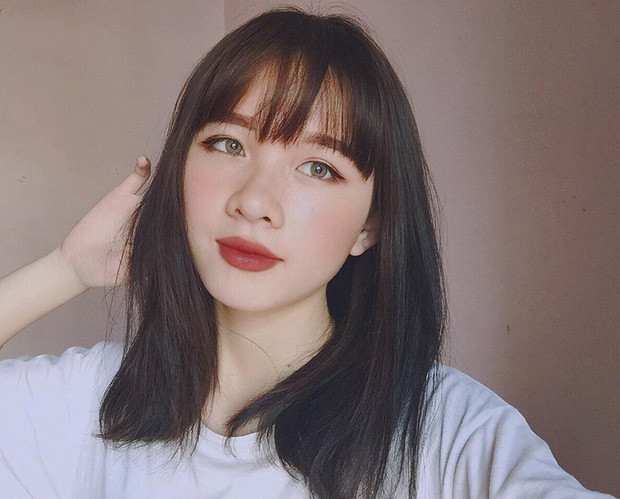 Cô bạn nhận được nhiều lời khen nhờ ngoại hình xinh xắn.