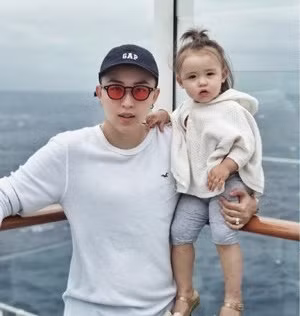 Dù còn nhỏ nhưng Doris đã có rất nhiều người hâm mộ vì gương mặt xinh xắn như búp bê.