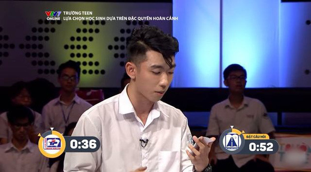 Trong số những bạn học sinh gây bão MXH nhờ vào lập luận và dàn ý vững chắc, cư dân mạng đặc biệt chú ý đến chàng trai Ngô Tiến Đạt - cựu học sinh trường THPT Chuyên Trần Phú, Hải Phòng, tham gia Trường Teen 2018.