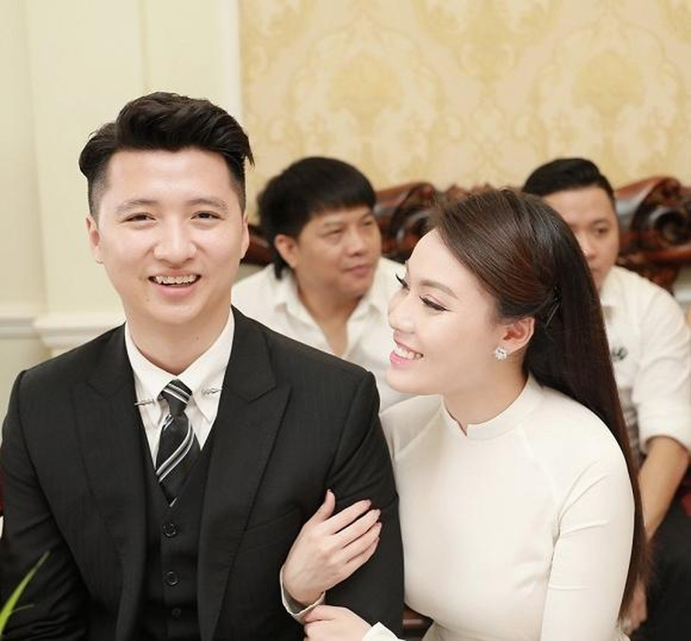 Mới đây, giảng viên Âu Hà My gây xôn xao cộng đồng mạng khi tố chồng là diễn viên - doanh nhân Nguyễn Trọng Hưng ngoại tình và bỏ mặc vợ trong lúc sảy thai.