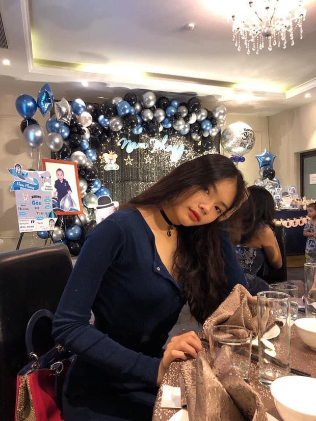 Được biết, Thanh Trâm đã theo học lớp catwalk từ sớm và cô bạn từng có kinh nghiệm trình diễn trên các sân khấu thời trang.