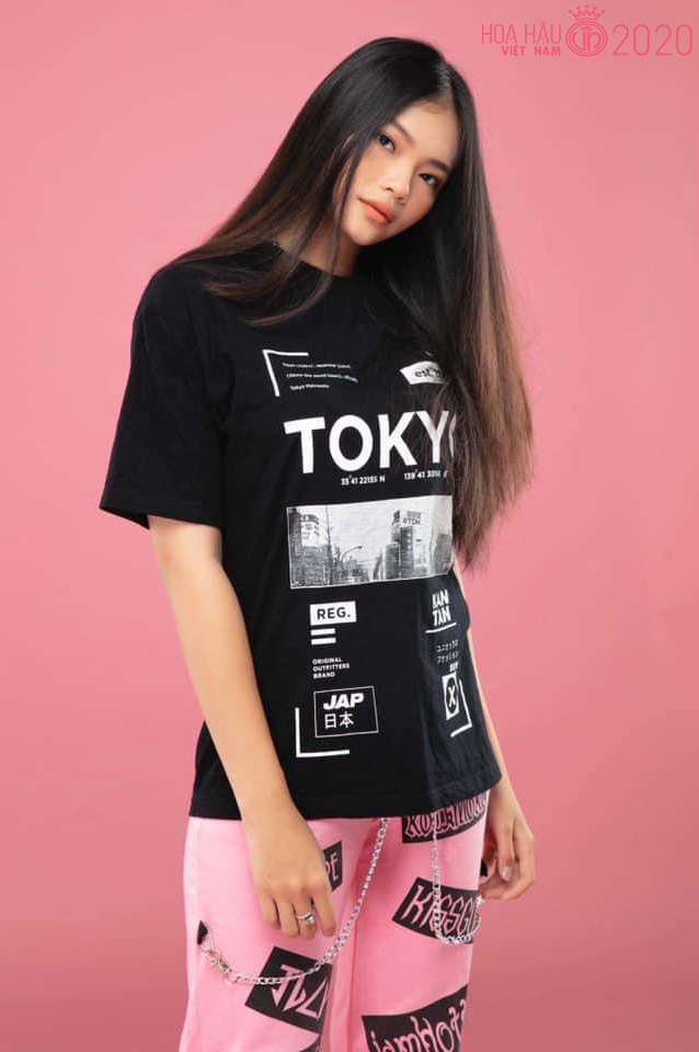 Xuất thân trong gia đình có truyền thống nghệ thuật với dì ruột là diễn viên Trang Nhung nên Thanh Tâm đã nuôi niềm đam mê này từ lâu.