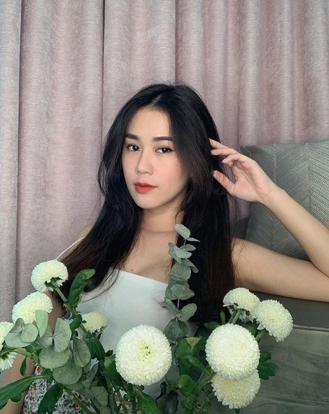 Cũng chính vì vậy mà có thể thể thấy sức ảnh hưởng của cô nàng rất bền khi tài khoản Instagram của Ngọc Thảo hiện có 2,1 triệu lượt theo dõi.