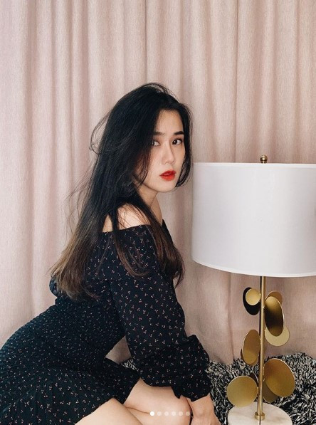 Ngọc Thảo là thế hệ hot girl 9x đời đầu nhưng phải tới khi chuỗi vlog “Thích ăn phở” được ra mắt, Ngọc Thảo mới nằm trong top những hot girl Việt được yêu thích nhất.