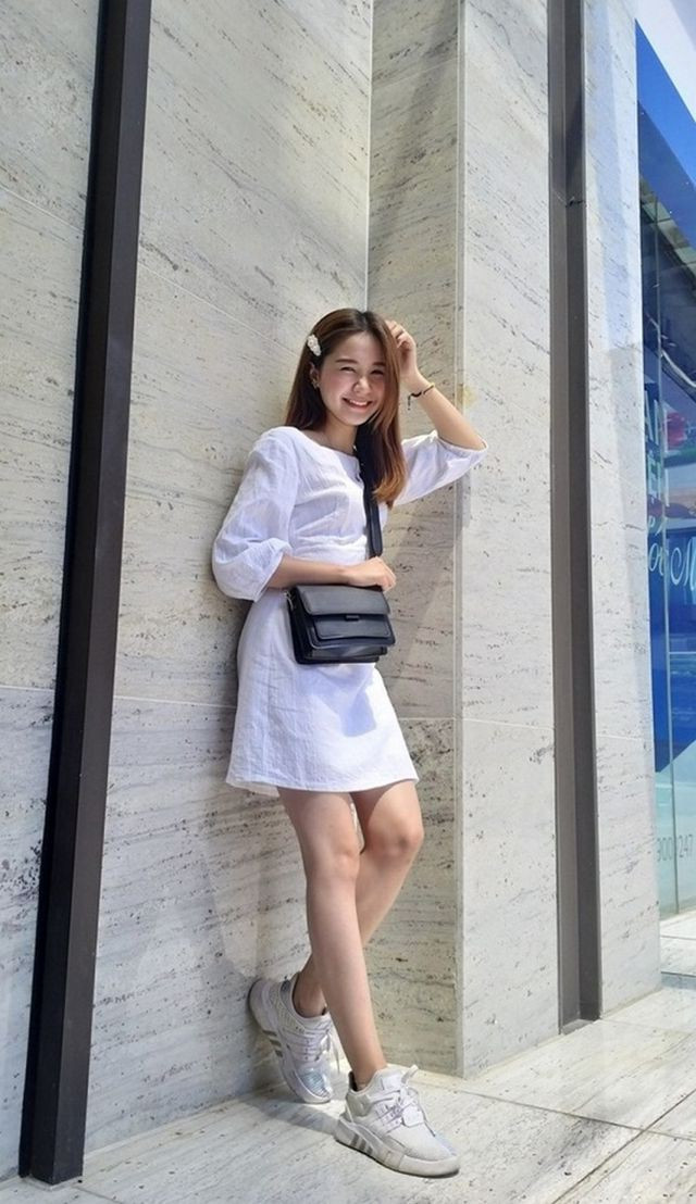 Nhan sắc của Minh Tâm được ví như nắng mai trong trẻo, tinh khôi, khiến người ta không thể không thương nhớ.