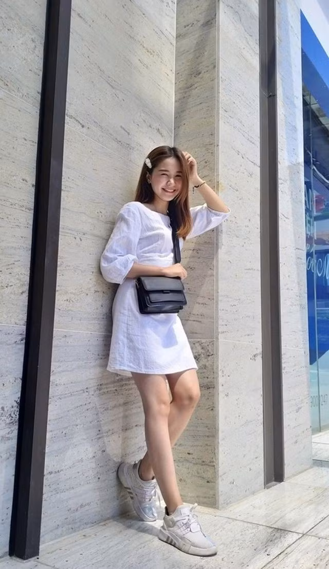 Nhan sắc của Minh Tâm được ví như nắng mai trong trẻo, tinh khôi, khiến người ta không thể không thương nhớ.