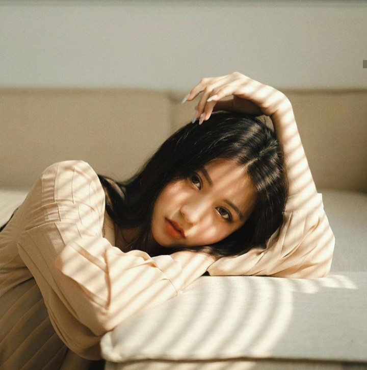 Bâu hay Nguyễn Ngọc Phương Vy cũng là một trong những hot girl Instagram có tiếng tăm.