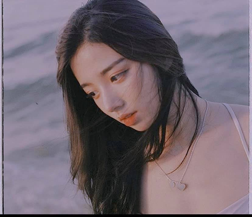 Với ngoại hình xinh đẹp và bảng thành tích học tập sáng chói, Phan Hằng xứng đáng là “con nhà người ta” chính hiệu được nhiều người ngưỡng mộ.