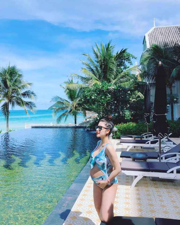 Lúc bầu bí trước đây hot girl Vân Navy vẫn được khen ngợi khá nhiều bởi ngoại hình tươi tắn, trẻ trung.