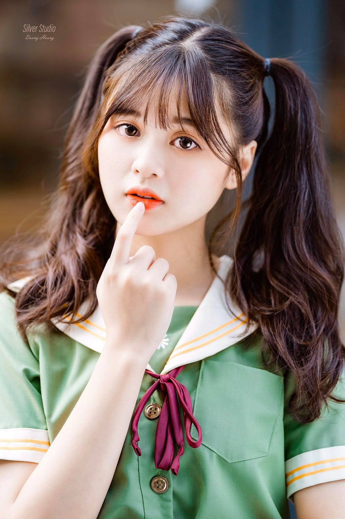 Khánh Linh cho rằng, trong cuộc sống thử thách hay vấp ngã đều là những điều mình sẽ phải gặp trong cuộc đời.