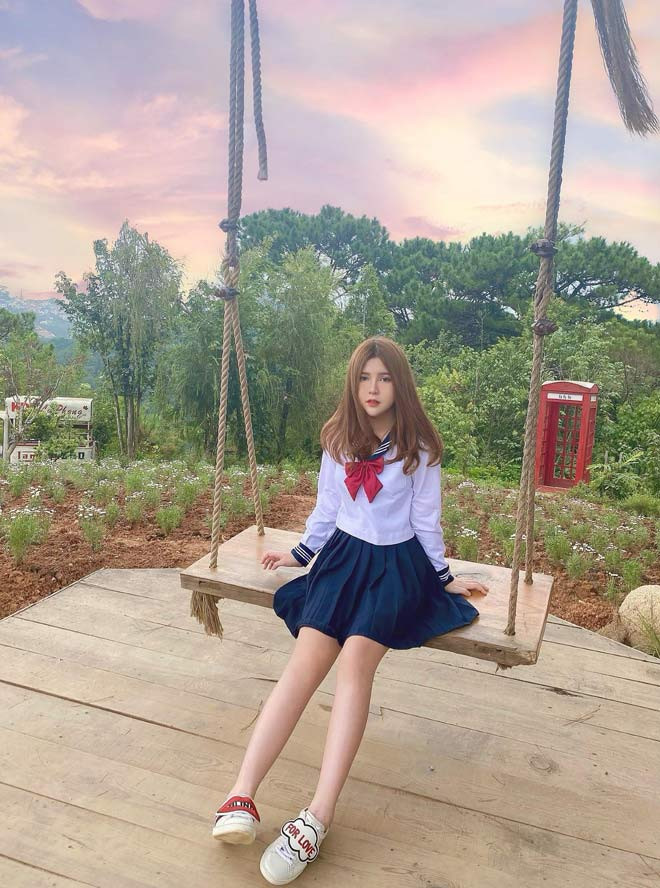 Với hình thể thon gọn hơn từng ngày, Trang chia sẻ câu chuyện của mình lên trang cá nhân và nhận được nhiều lời khen, động viên từ mọi người.