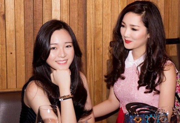 "Ái nữ triệu đô" từng là sinh viên ngành Tiếp thị tại Đại học Lehigh tại Pennsylvania, Mỹ. Đây là ngôi trường nằm trong top cao về đào tạo tiếp thị ở Mỹ.