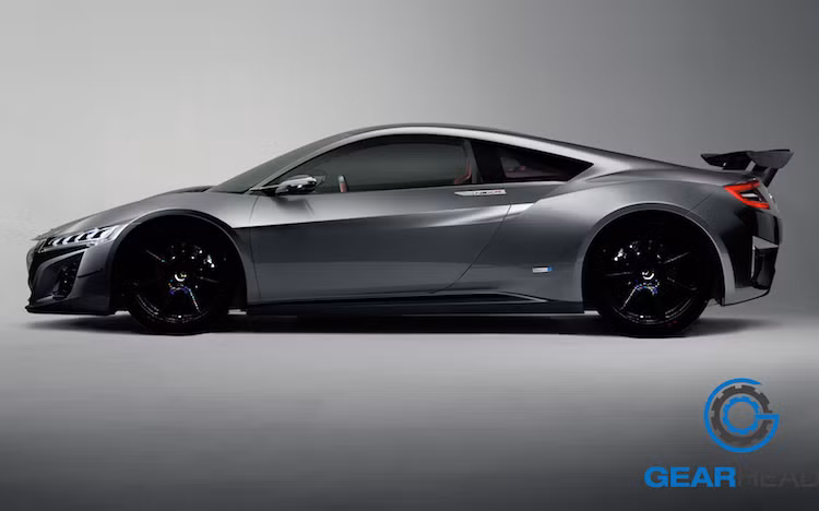 Ngoài phiên bản coupe bình thường, trong tương lai NSX có thể sẽ còn có phiên bản mui trần tháo rời Targa và bản thể thao NSX Type-R. Hiện nay, phân xưởng sản xuất trị giá 70 triệu USD vẫn còn rất nhiều chỗ trống để Honda có thể tiếp tục mở rộng chế tạo các phiên bản khác của xe.