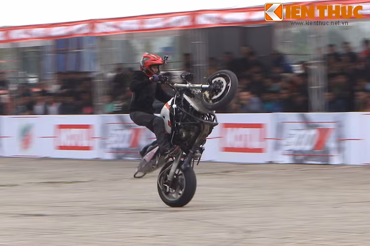 Hiện tại ở Việt Nam, có thể nói rằng ViettuanGC hiện đang là stunter số 1. Trong các cuộc thi Motul Stunt Fest ở những năm trước đây, anh cũng đã đạt được thứ hạng cao và vô địch.