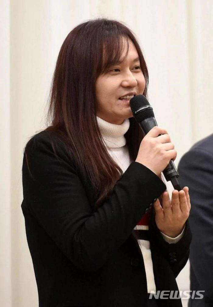 Lo danh sach 50 nghe si la tin do cua Tan Thien Dia, Knet noi gi?-Hinh-21