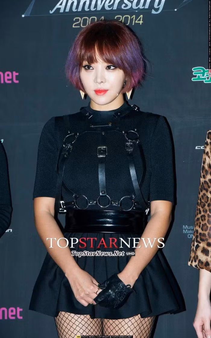 Lo danh sach 50 nghe si la tin do cua Tan Thien Dia, Knet noi gi?-Hinh-16