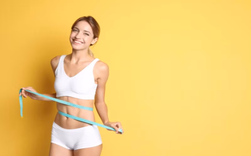 Khi bạn béo phì, bạn có nguy cơ tăng men gan cao. Do đó, giảm cân là một trong những thay đổi lối sống có hiệu quả để kiểm soát men gan. Giữ chỉ số khối cơ thể (BMI) dưới 23 và trên 18,5 (dành cho người châu Á).