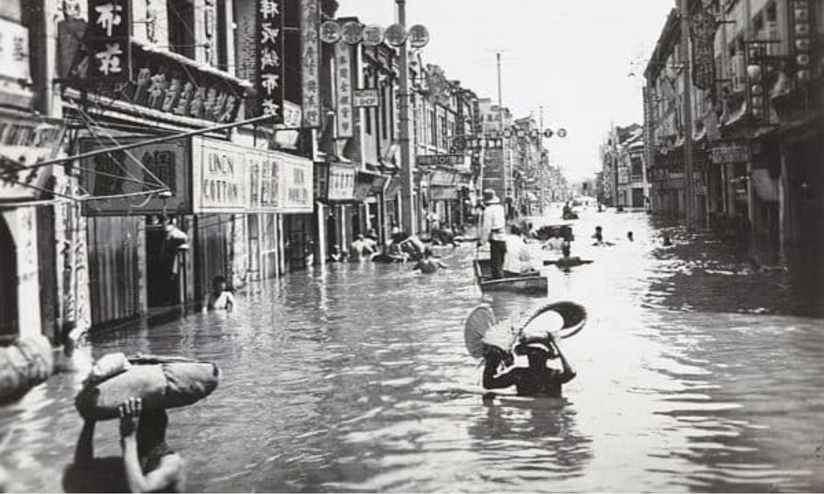 2. Trận lụt ở miền Trung Trung Quốc có thể đã cướp đi 3,7 triệu sinh mạng: vào mùa hè năm 1931, tuyết tan, mưa xối xả cộng thêm 7 cơn lốc xoáy khác nhau đã tạo ra một trận lụt kinh hoàng nhất lịch sử Trung Quốc. (Nguồn: Nghiên cứu lịch sử)