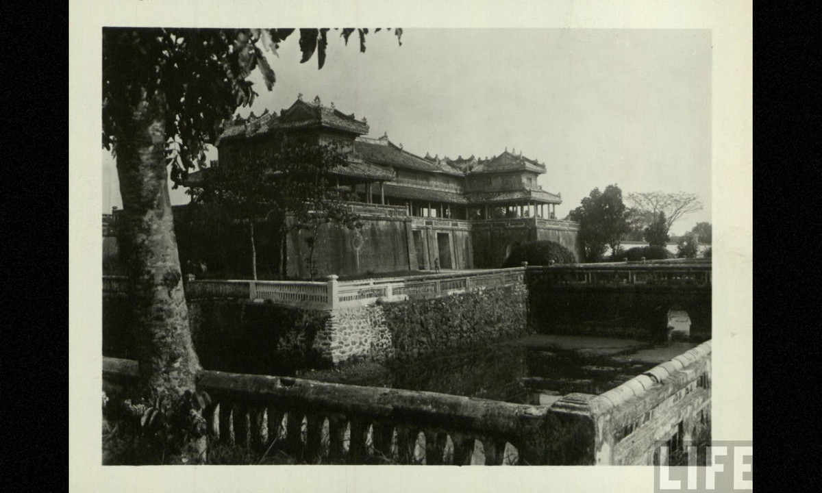 Ngọ Môn, cổng chính Hoàng thành Huế. (Nguồn: Life)