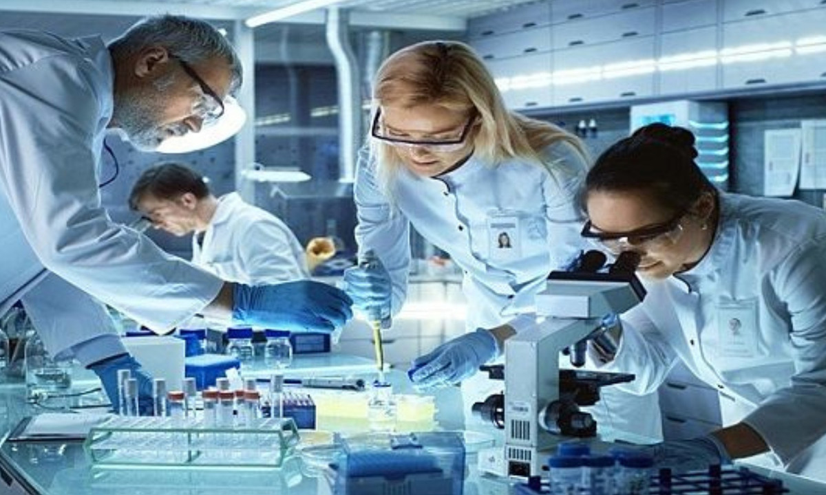 Cùng năm đó, các nhà nghiên cứu từ Texas A&amp;M đã công bố nghiên cứu của mình về một loại virus có thể can thiệp vào các tế bào thần kinh dẫn đến tình trạng nghiện của con người, đặc biệt là nghiện rượu hoặc ma tuý. Đồng thời cũng đã có những nghiên cứu về loại virus khác chống lại tế bào ung thư, tăng cường hệ miễn dịch. (Nguồn: Sở KHCN)