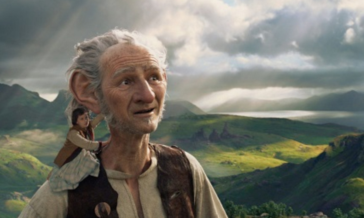 Cụ thể, nội dung những cuốn sách này viết về thời đại vô cùng xa xôi, thời gian mà những người khổng lồ Nephilim sinh sống nhưng sau một thời giam họ trở nên hung bạo và tàn ác hơn xưa, cuối cùng phải chịu thảm cảnh diệt vong là bị trận Đại Hồng Thủy tận diệt. (Nguồn: Metro)