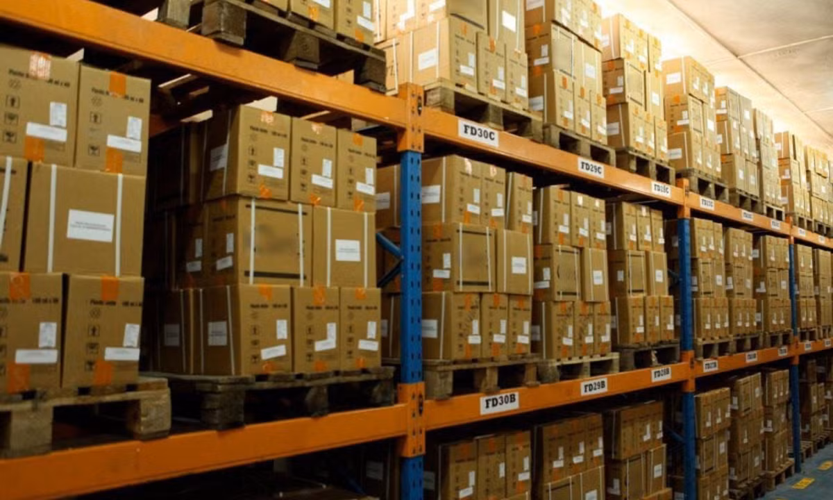 Tuy nhiên, như các nhà nghiên cứu lưu ý, sự hỗn loạn chính trị xã hội toàn cầu chắc chắn sẽ có ảnh hưởng tới hoạt động dự trữ và phân phối thực phẩm của các nước có "tương lai lạc quan" trong chiến tranh hạt nhân như Australia và New Zealand. (Nguồn: VietnamBiz)