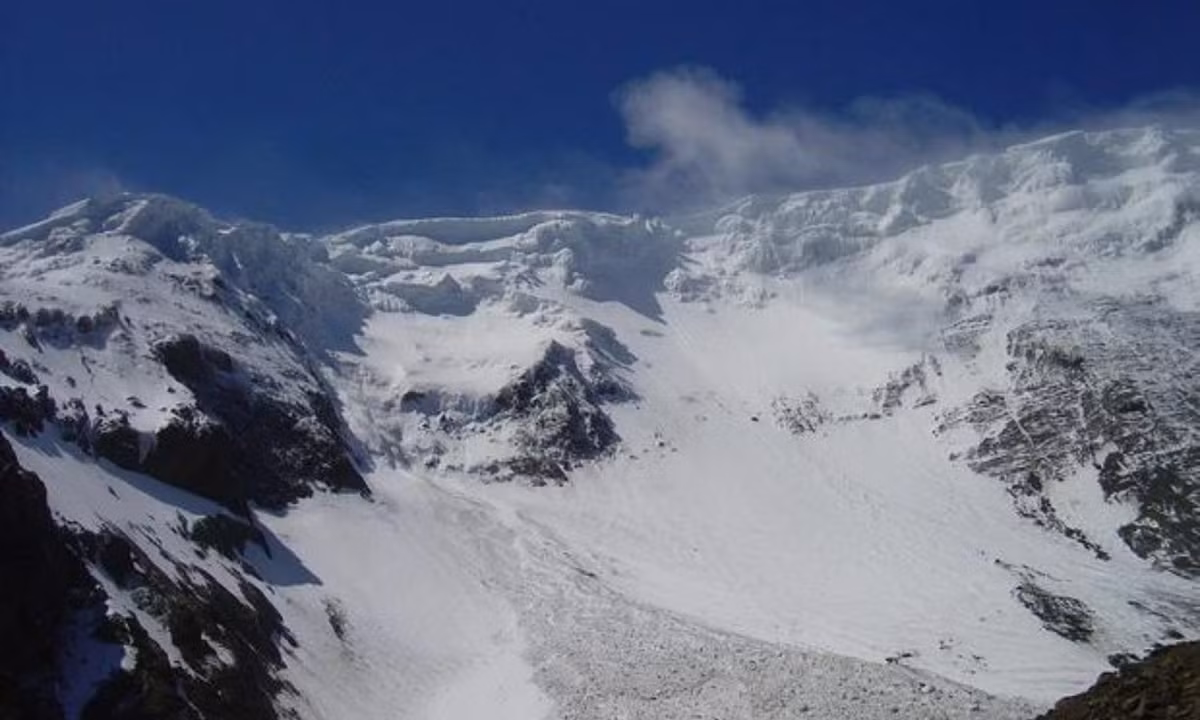 Mãi cho đến năm 1808, thợ săn cá voi người Anh James Lindsay mới lại tìm thấy. Ông mới là người đầu tiên đánh dấu chính xác vị trí hòn đảo.