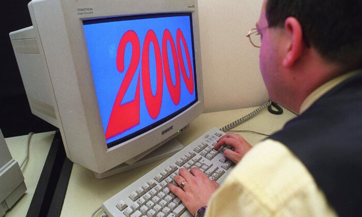 Dự đoán về sự cố này đã gây hoang mang cho những người sử dụng máy tính mà thời bấy giờ người ta hay gọi là Lỗi Thiên niên kỷ hay sự cố Y2K. Sự cố này sau đó đã không diễn ra và không có sự cố không mong muốn nào xảy đến cả. (Nguồn: Saostar)