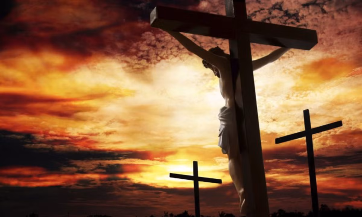 5. Vết thương bí ẩn: Hiện tượng khắc dấu Chúa ra đời từ thời kì của thánh Francis (1186 – 1226). Điển hình của hiện tượng này là trường hợp máu chảy trên bàn tay của thánh Pio (1887 – 1968) cho rằng ông đã được Chúa khắc dấu dù nhiều người cho rằng thánh Pio đã tự làm bị thương chính mình bằng axit. (Nguồn: DanViet) 