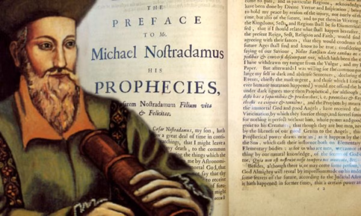 Nostradamus là một trong những nhà tiên tri nổi tiếng thế giới khi đưa ra hơn 1.000 lời dự đoán. Cho đến nay, hơn 1/2 số dự đoán của Nostradamus đã trở thành sự thật. Nhà tiên tri người Pháp đã đưa ra tiên đoán chính xác về hoàng đế Napoleon. (Nguồn: vtc.vn)