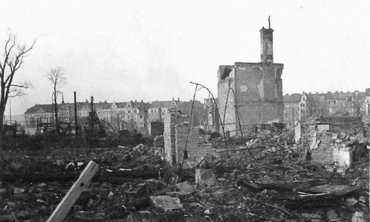 "Bộ mặt" biến dạng của thủ đô nước Áo do chiến tranh năm 1947. (Nguồn: VietNamNet)