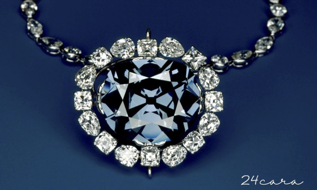 Ngày 11/9/1792, viên kim cương Hope - Hy Vọng bị đánh cắp từ một người chuyên cất giữ những món đồ trang sức. Viên kim cương 45,52 carat thu hút sự chú ý của tất cả mọi người bởi vẻ đẹp huyền bí và lộng lẫy của nó. (Nguồn: vtc.vn)