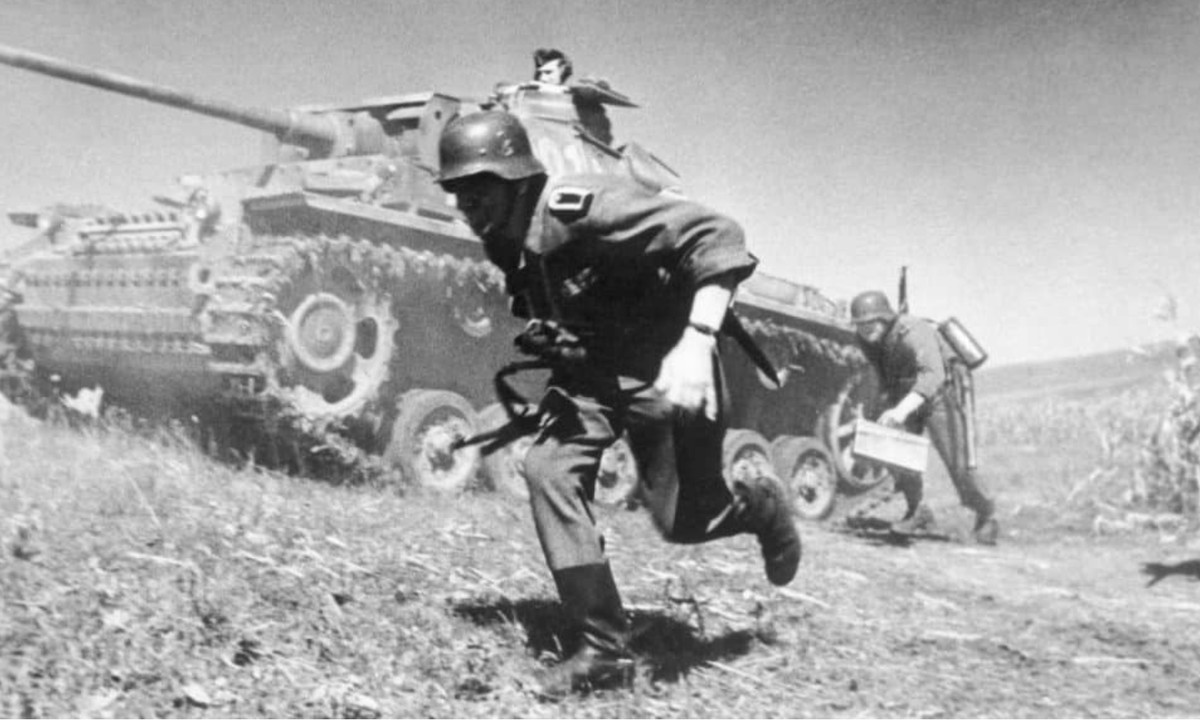 2. Sự bùng nổ của chiến tranh: nhà tiên tri dự đoán trong năm 2008, sẽ diễn ra nhiều cuộc xung đột trong tiểu lục địa Ấn Độ (gồm Ấn Độ, Afghanistan, Pakistan, Trung Quốc, Tây Tạng), trong thế giới của những người Hindu. (Nguồn: Luật ACC) 