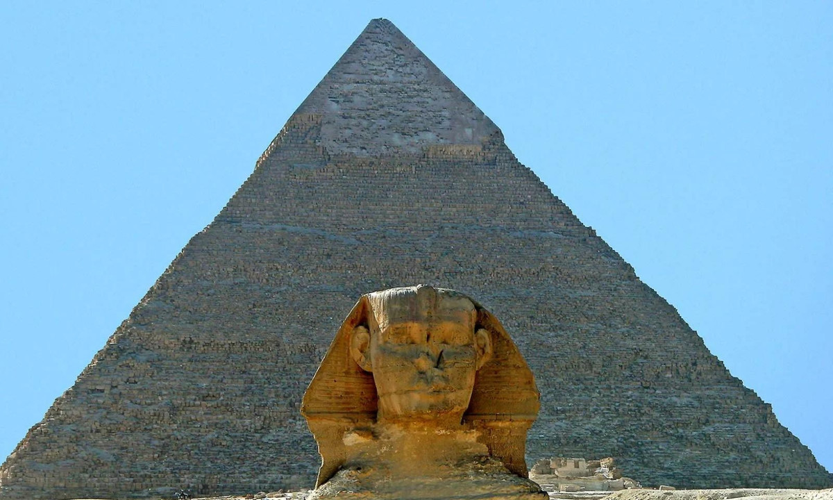 Theo các nhà khoa học, tượng nhân sư Giza là một trong những bức tượng lớn và cổ xưa nhất trên thế giới. (Nguồn: britannica.com)