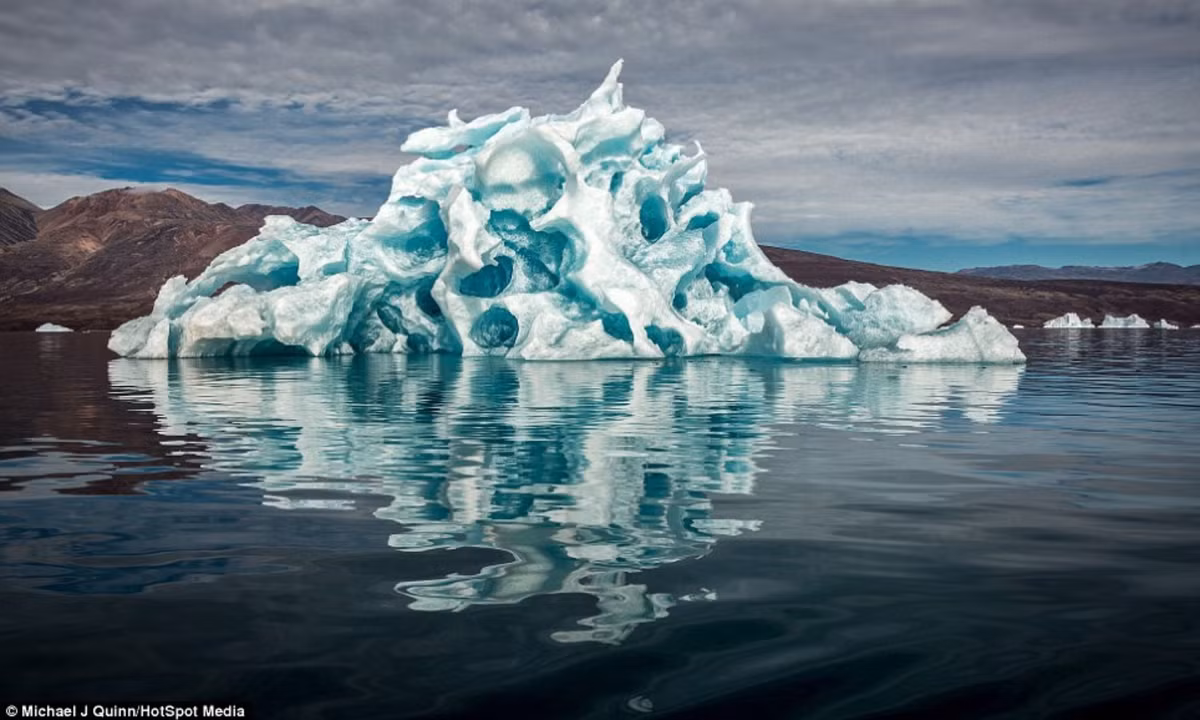 Một giả thuyết khác là do sự nứt vỡ của núi băng lớn trên biển gây ra nhưng câu trả lời này không đủ làm thỏa mãn những người hiếu kì bởi rất nhiều người vẫn tin vào sự hiện diện của một thủy quái biển phát ra âm thanh “The Bloop”. (Nguồn: SRE) 