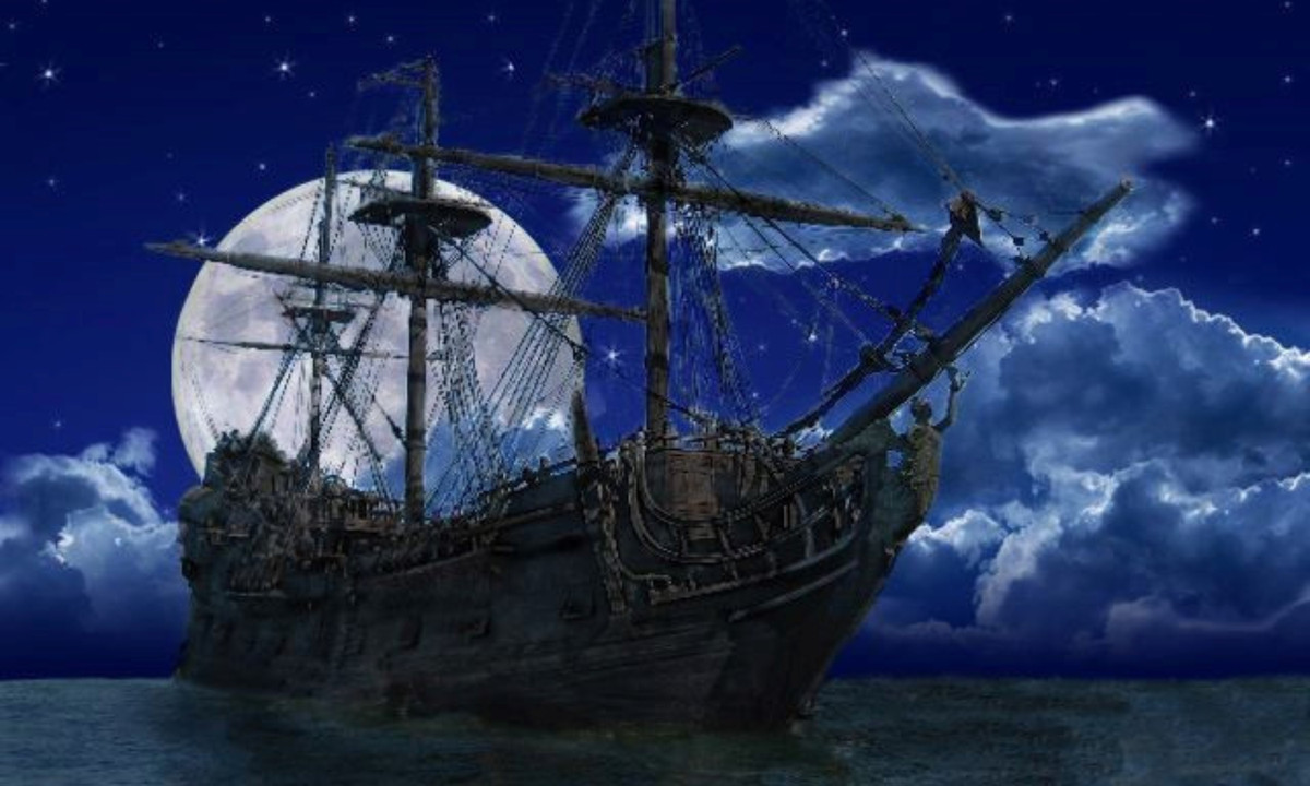 Những người sống trên tàu được cho là linh hồn của những ngư dân chết oan uổng được triệu hồi bởi những sinh vật ma quái gần giống những nàng tiên cá. (Nguồn: Yeugiadinh.vn)