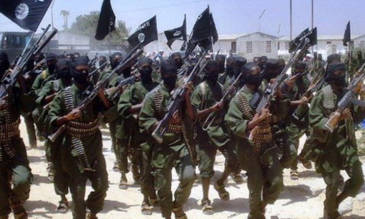 Chính việc lá thư bị mất tích mà không có lý do, cùng với việc Nhà triết học người Pháp Nostradamus từng dự báo về một "đội quân Hồi giáo" tiến vào châu Âu. (Nguồn: Báo Tuổi trẻ)