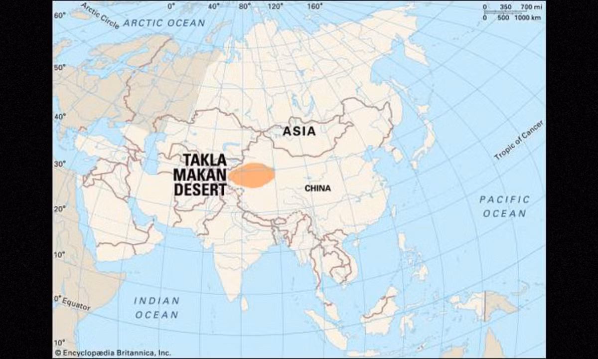 Cách đây một thời gian dài, nhà cửa và đền miếu từng được xây dựng trong lòng sa mạc được mệnh danh là "biển chết" này. Tuy nhiên, ngày nay, mọi thứ đã bị chôn vùi bên dưới lớp cát khổng lồ. Nhiều năm qua, các nhà khảo cổ đã bắt đầu khám phá một vài bí mật bên trong địa điểm và "một đi không trở lại". (Nguồn: Twitter)