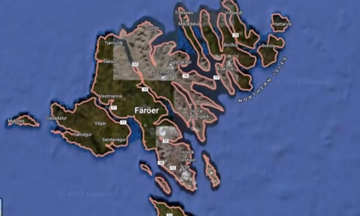1. Quần đảo Faroe của Vương quốc Đan Mạch: dù là một địa điểm tham quan khá thú vị nhưng một nửa quần đảo Faroe của Vương quốc Đan Mạch bị che mờ trên Google Maps. Nguyên nhân được cho là do có một căn cứ quân sự nằm ở khu vực này. (Nguồn: KhoaHoc.tv) 