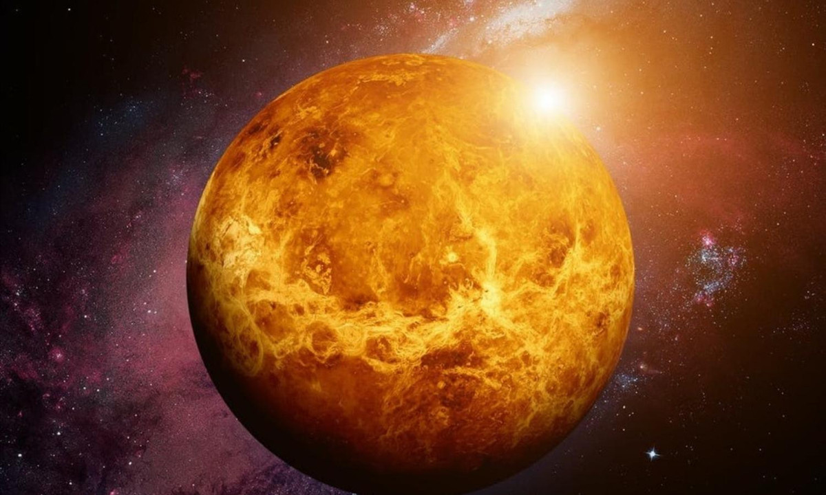 Các lớp mây dày đặc chứa acid sulfuric khiến cho các nhà thiên văn không thể quan sát được “bộ mặt thật” của sao kim. Do đó, nguyên do thực sự mà sao Kim quay ngược chiều kim đồng hồ vẫn là một ẩn số. (Nguồn: Báo Lao động).