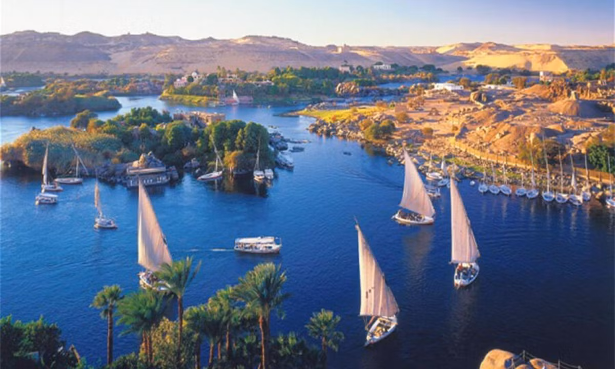 Người dân sẽ không thể định cư trên mảnh đất huyền thoại này nếu như không có sông Nile. (Nguồn: toplist.vn) 