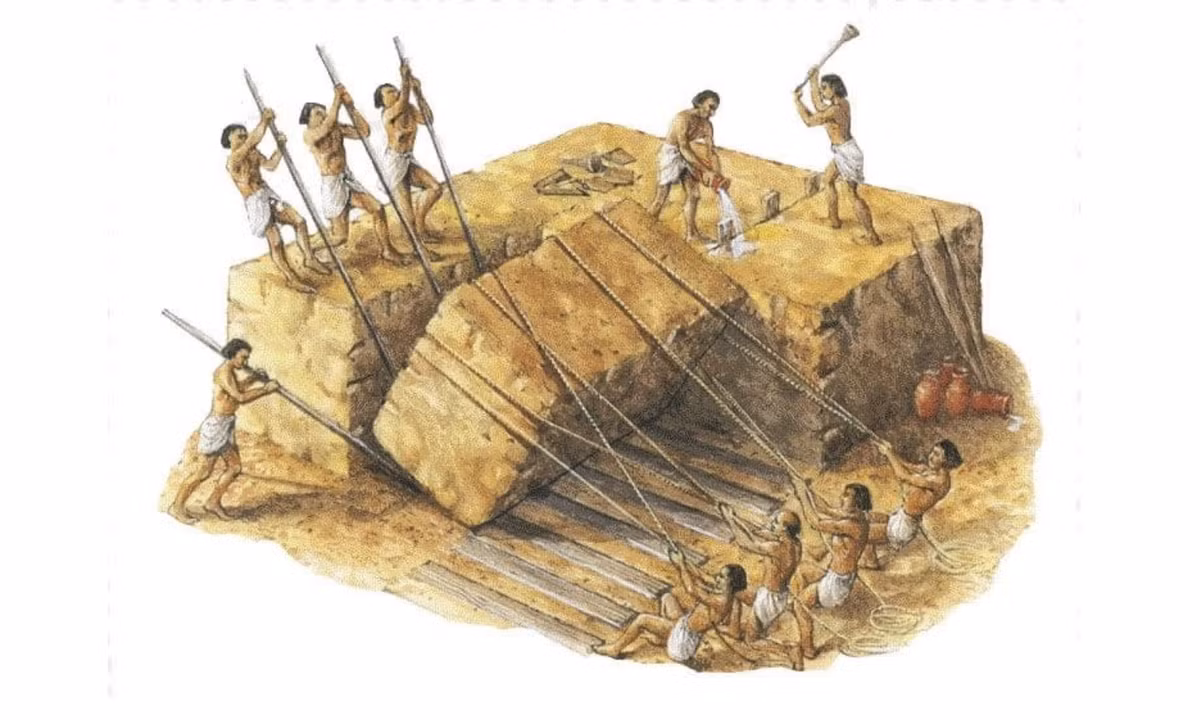 Việc hàn gắn xương gãy ở Ai Cập cổ đại đòi hỏi rất nhiều kỹ năng và thời gian vốn không dành cho người nô lệ. Nhưng các công nhân xây kim tự tháp đã nhận được sự đối xử đặc biệt đó. (Nguồn: Top 10 Bí Ẩn)