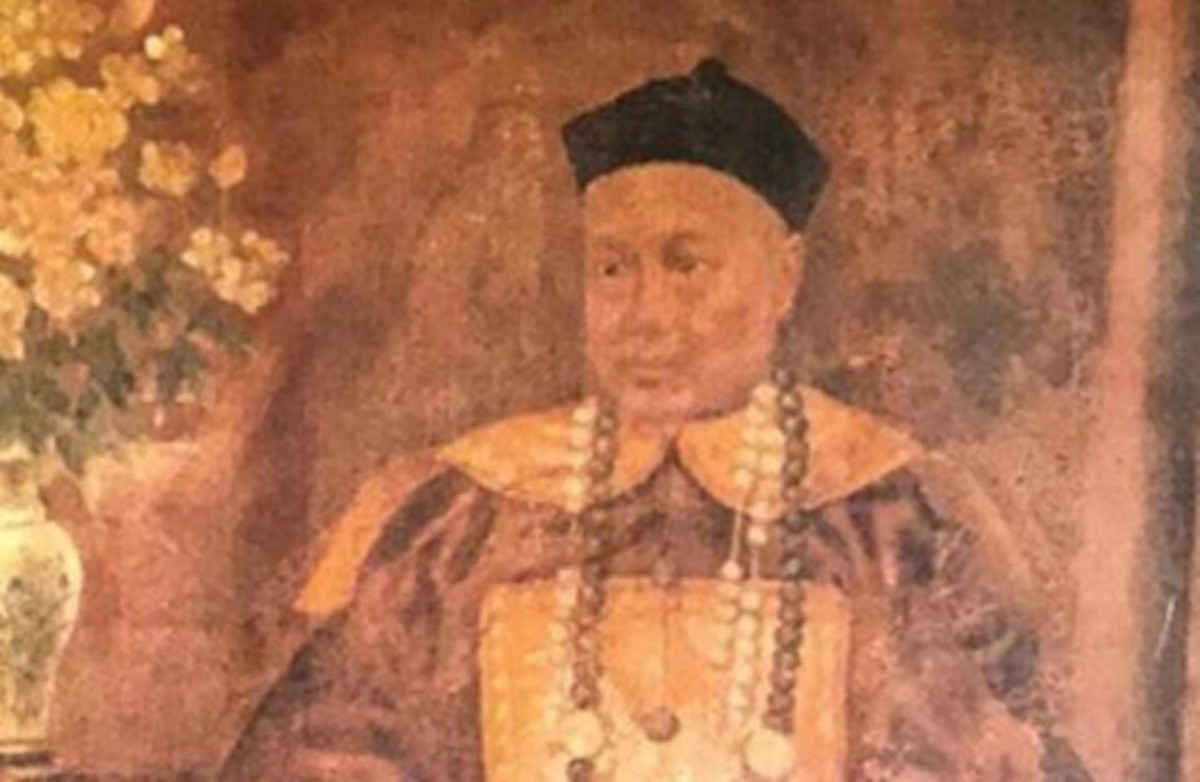 3. Lý Tường Quan: tên thật là Phước Trai, còn được biết đến là Tam Xường. Với lợi nhận từ việc kinh doanh thịt cá, Bá hộ Xường bắt đầu mua đất xây cất biệt thự tại vùng Chợ Lớn để cho thuê và bán, gia sản lại càng kếch xù. Bất động sản của ông chiếm gần như 1 nửa vùng Chợ Lớn. (Nguồn: VietnamFinance)