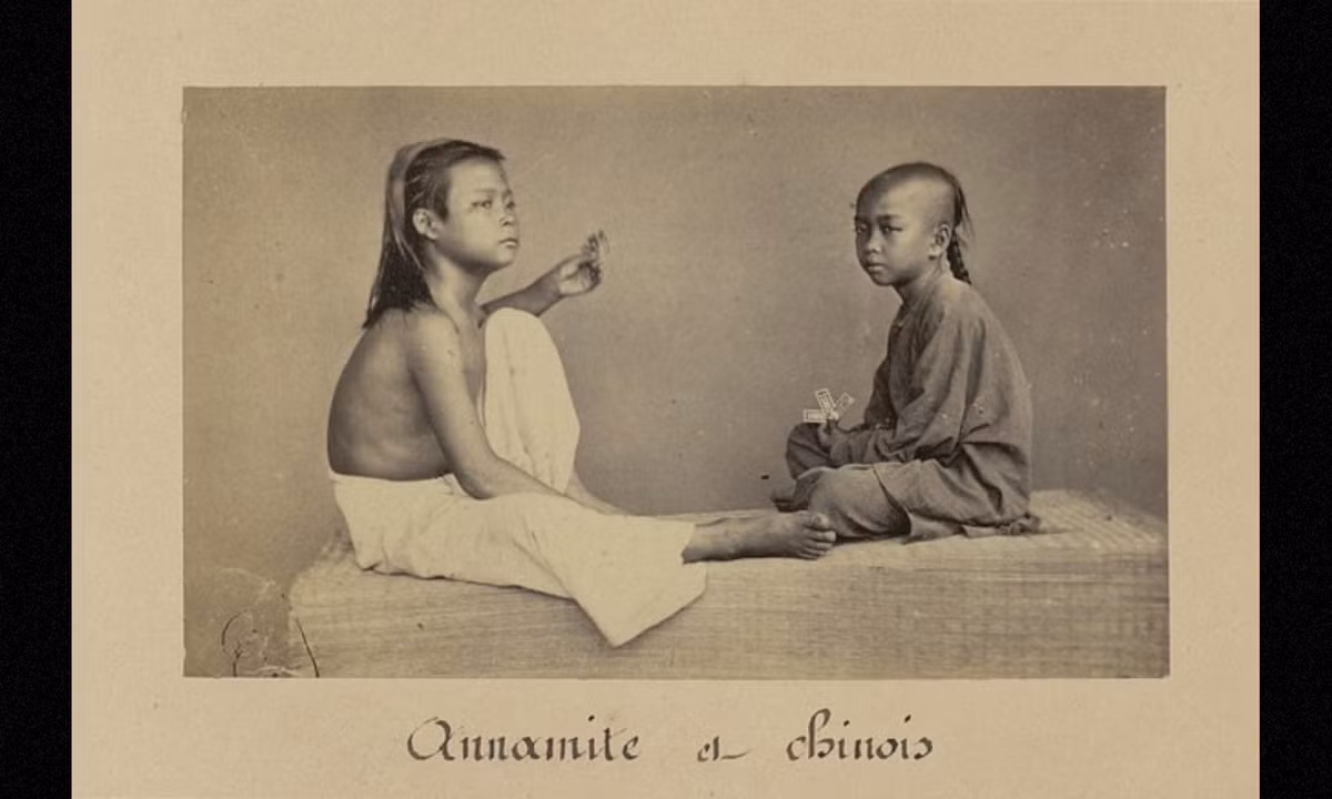 Hai trẻ em người Hoa ở Chợ Lớn. (Nguồn: Émile Gsell)