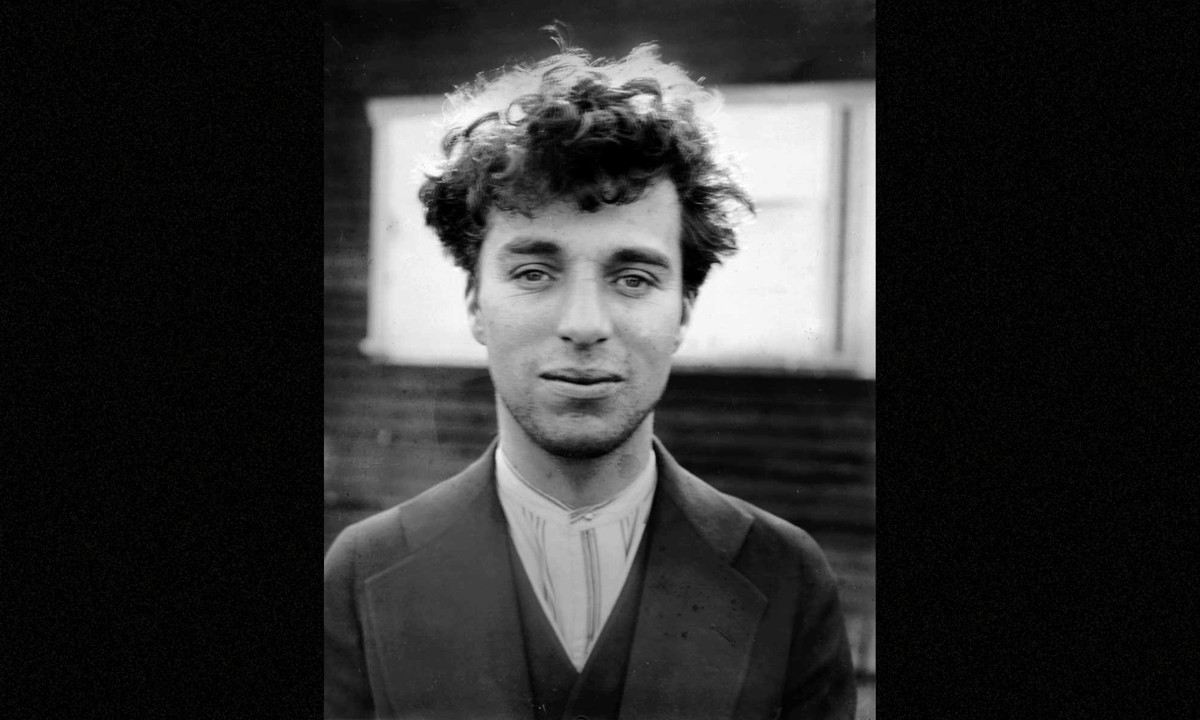 Charlie Chaplin, 1916: huyền thoại điện ảnh năm 27 tuổi. (Nguồn: Brightside)